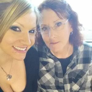 Meet your Posher, Debbie